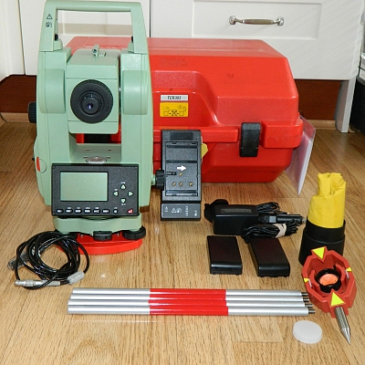 may-toan-dac-dien-tu-leica-tc-705